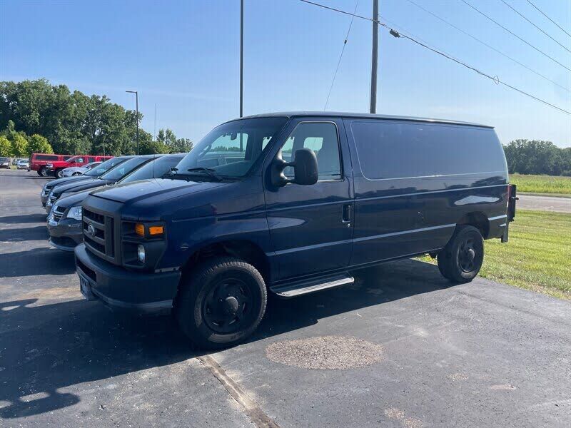 2008 FORD E-350