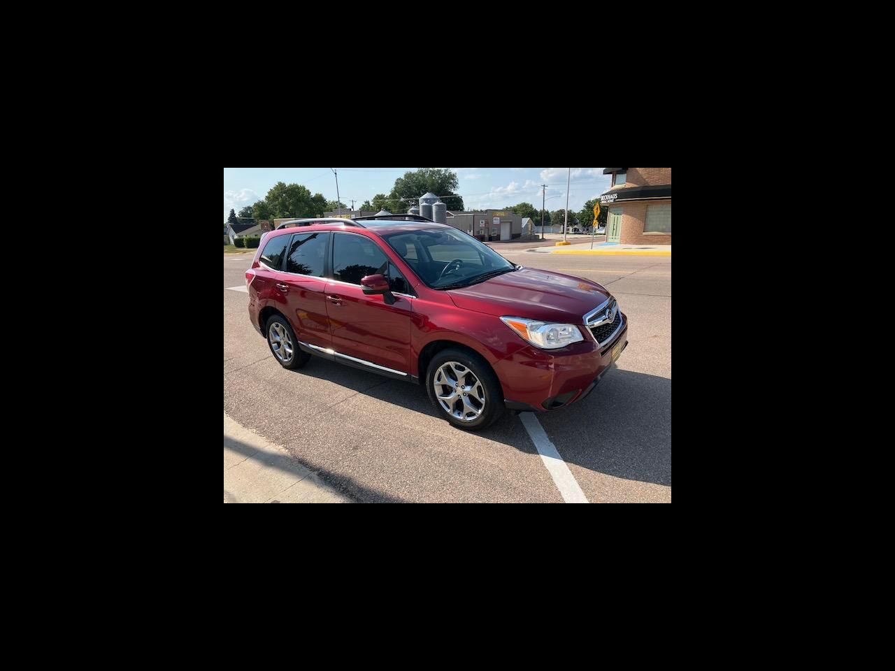 2016 SUBARU Forester