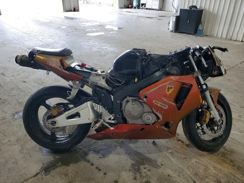 2003 HONDA CB