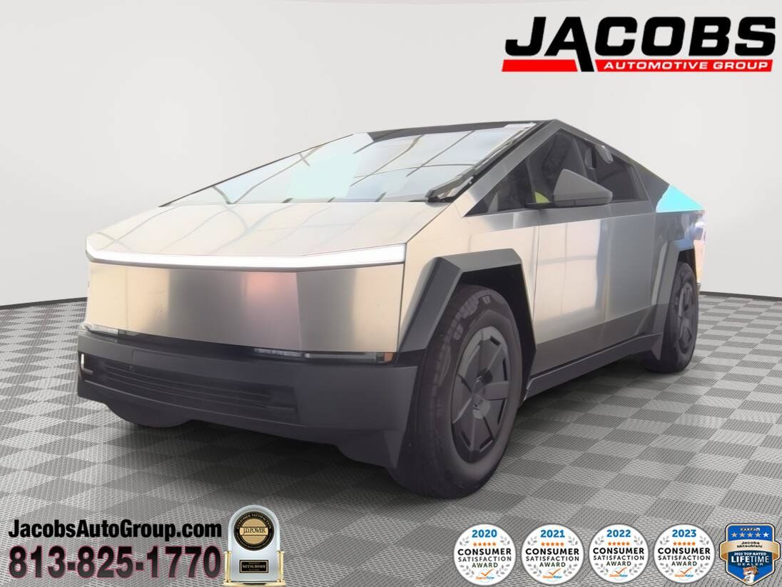 2024 TESLA Cybertruck