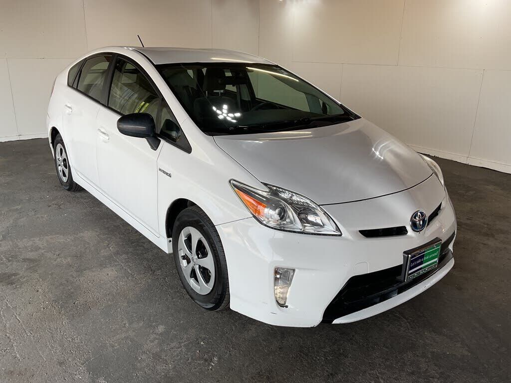 2015 TOYOTA PRIUS