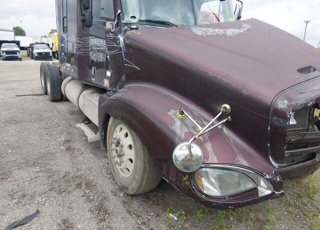 2005 FREIGHTLINER Columbia