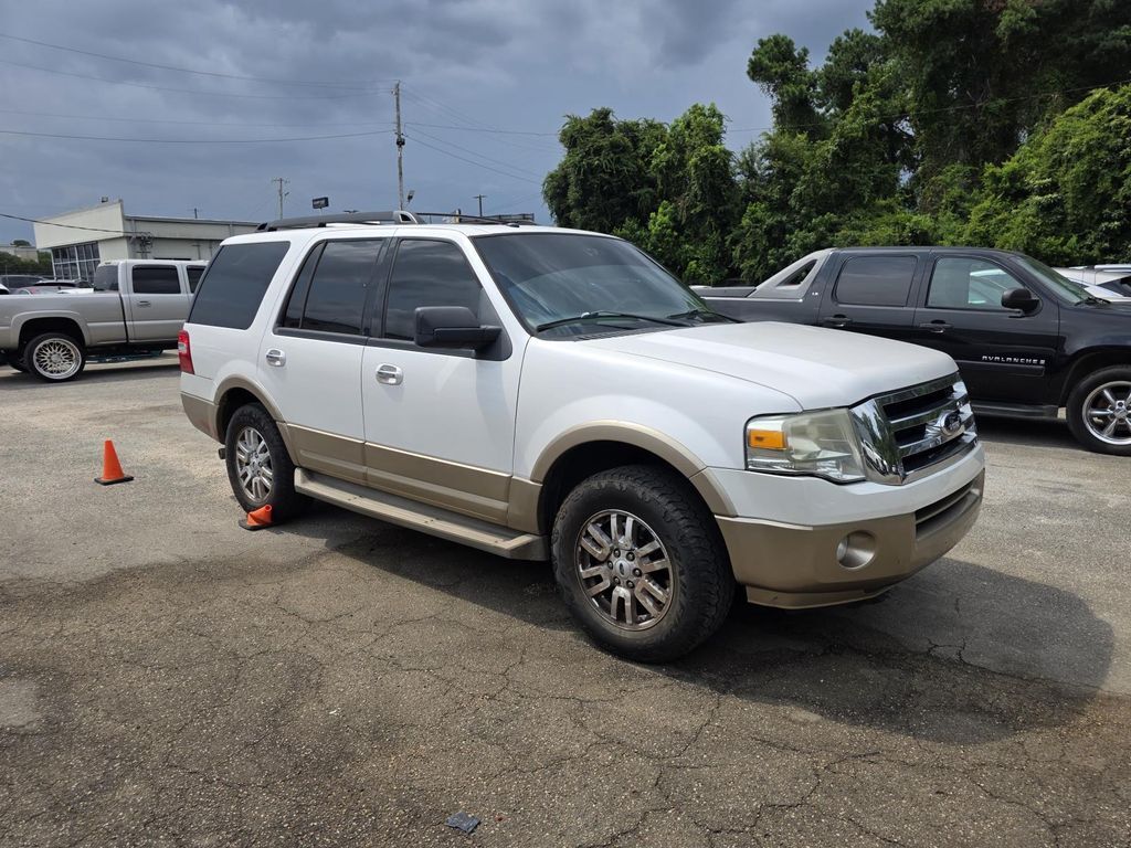 2013 FORD Expedition