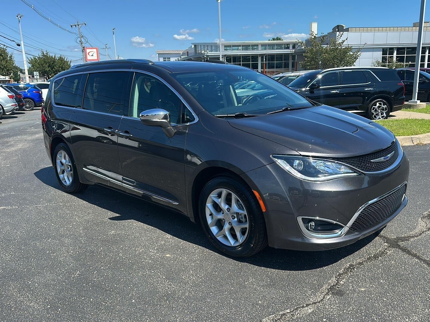 2019 CHRYSLER Pacifica