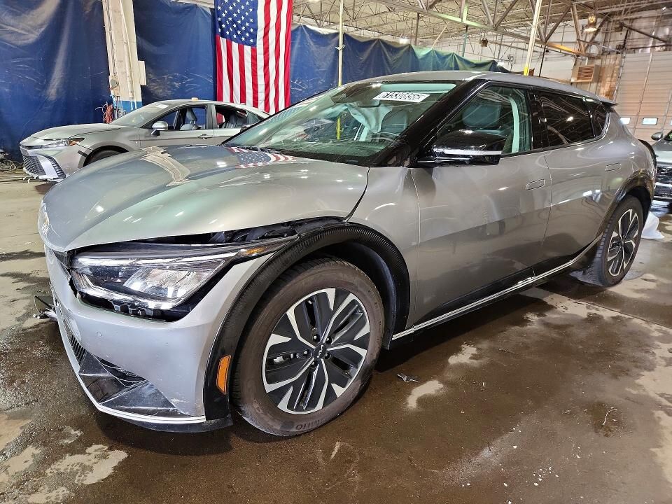 2023 KIA EV6