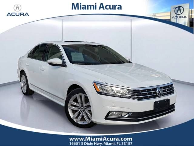 2017 VOLKSWAGEN Passat