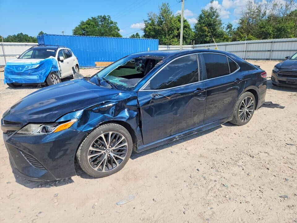 2019 TOYOTA Camry