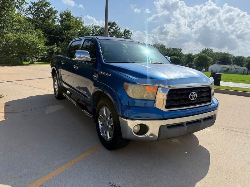 2008 TOYOTA Tundra