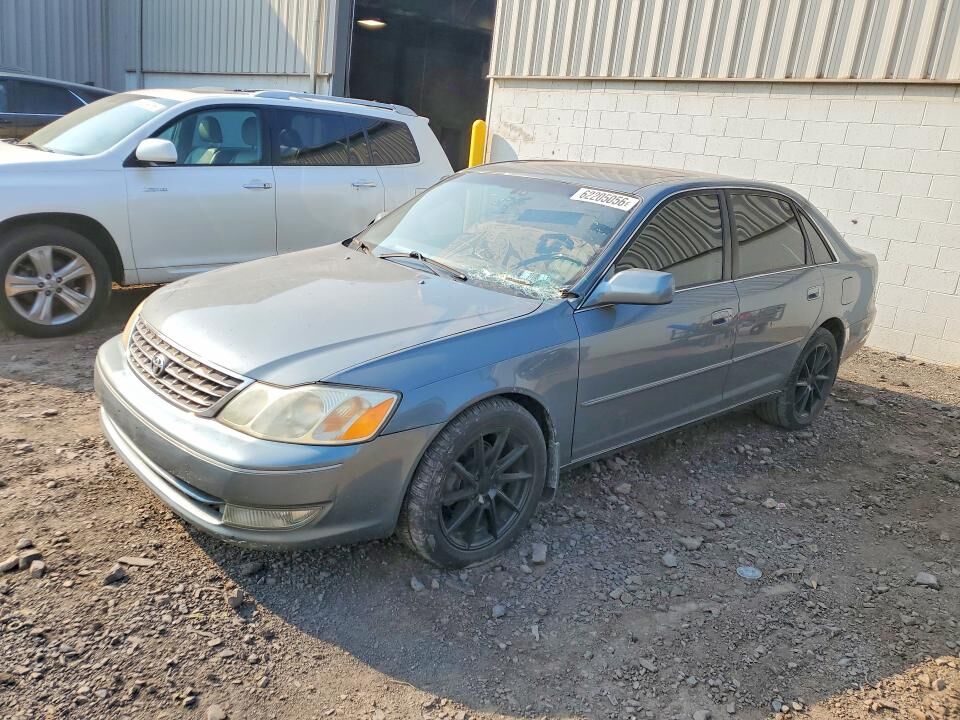 2003 TOYOTA Avalon