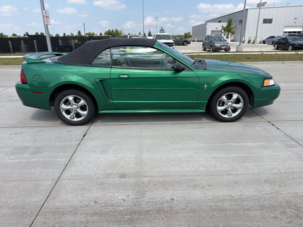 2000 FORD Mustang
