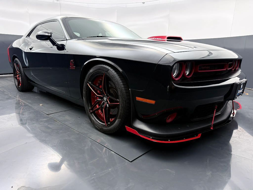 2016 DODGE Challenger