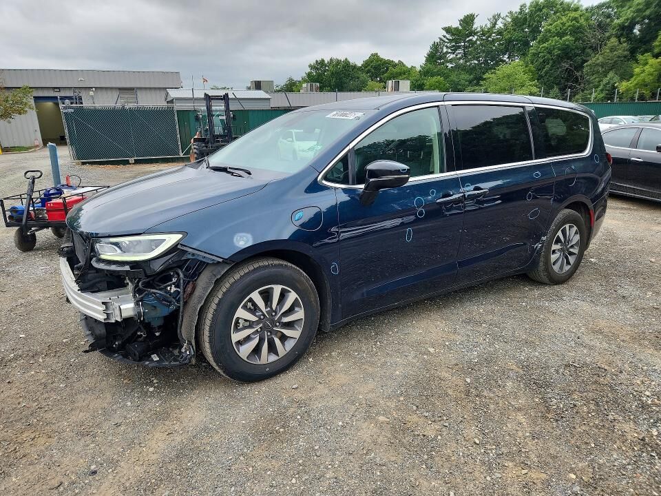 2024 CHRYSLER Pacifica