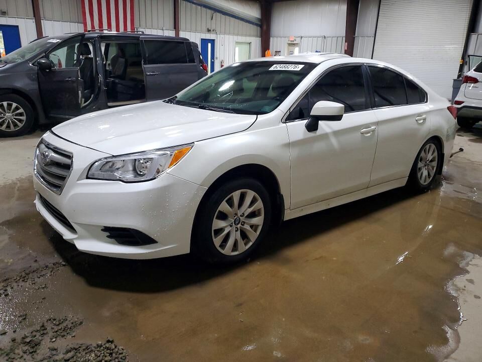 2016 SUBARU Legacy