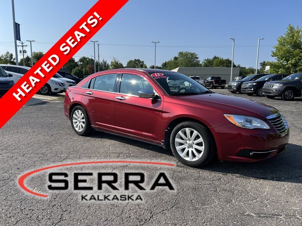 2013 CHRYSLER 200
