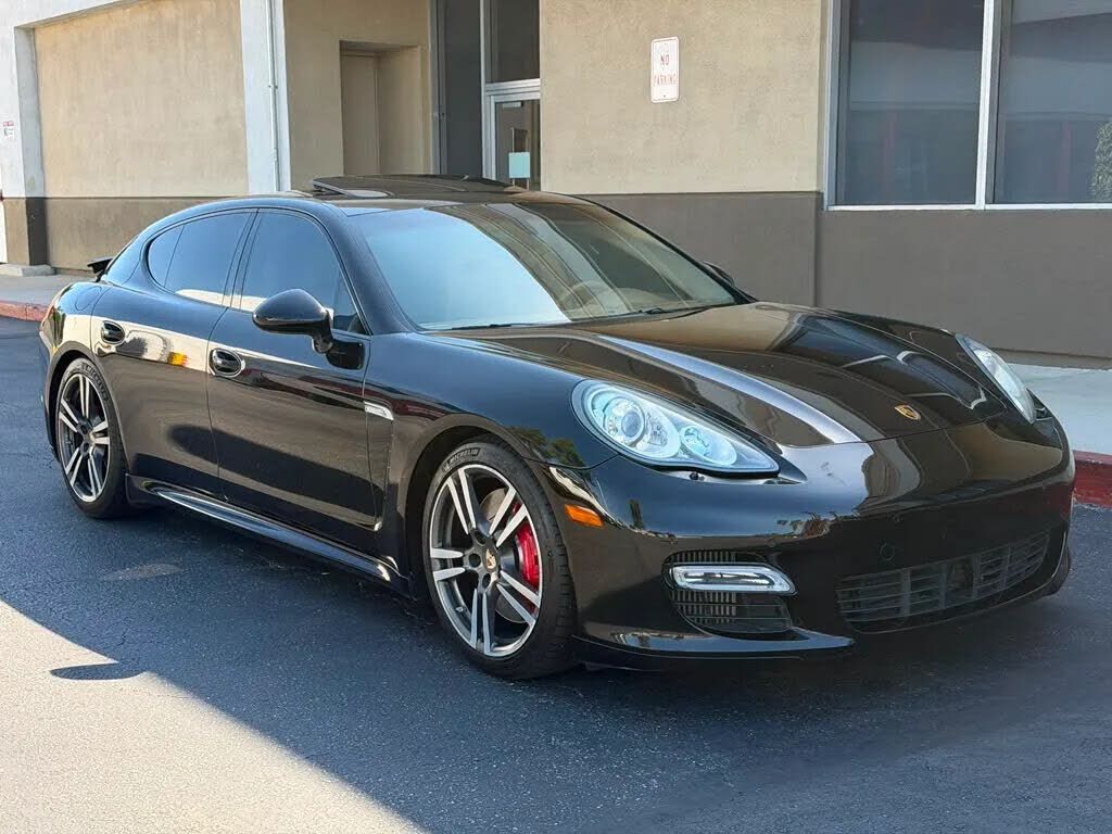 2012 PORSCHE Panamera