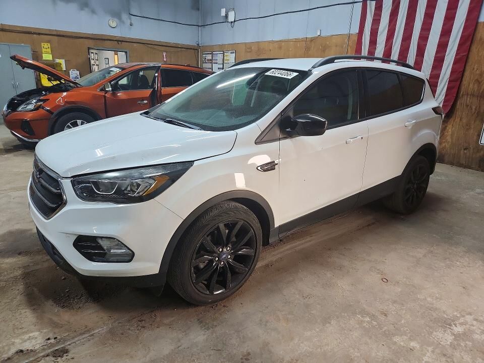 2018 FORD Escape