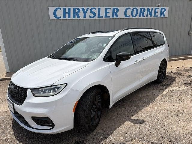 2025 CHRYSLER Pacifica
