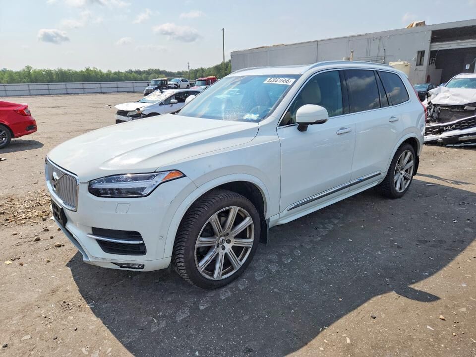 2018 VOLVO XC90