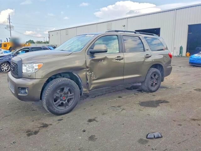2011 TOYOTA Sequoia