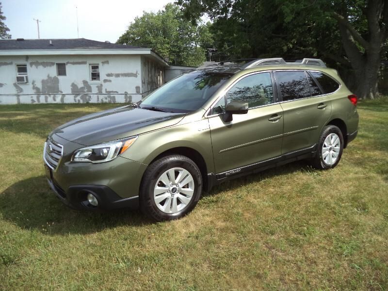 2015 SUBARU Outback