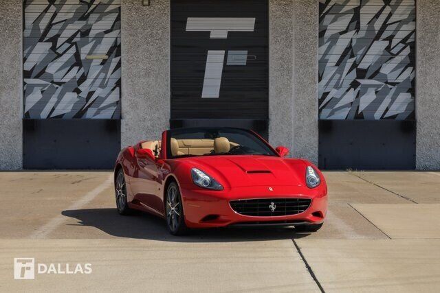 2010 FERRARI California