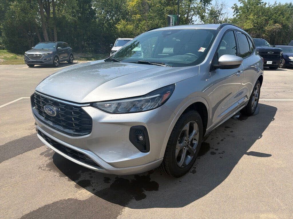 2024 FORD Escape