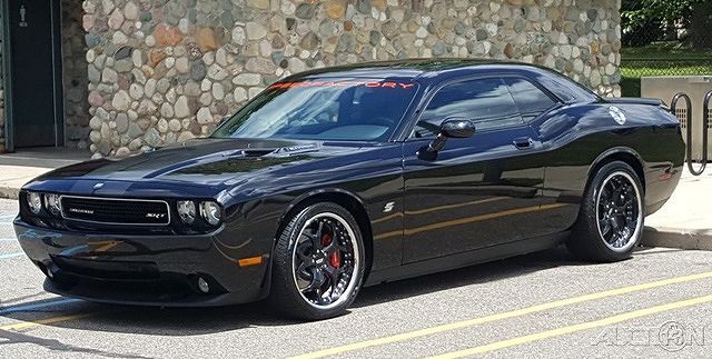 2008 DODGE Challenger