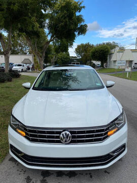 2018 VOLKSWAGEN Passat