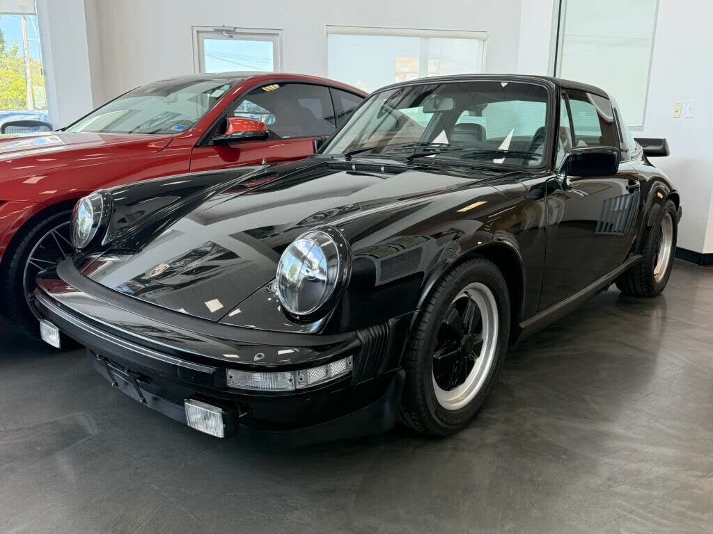 1982 PORSCHE 911