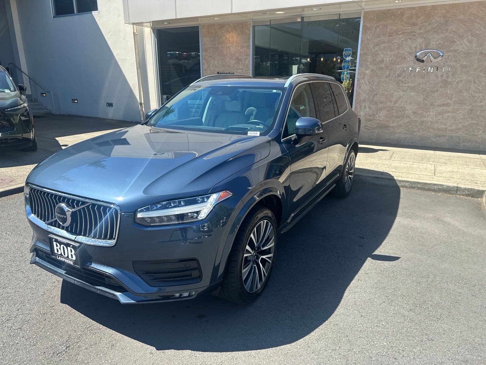 2021 VOLVO XC90