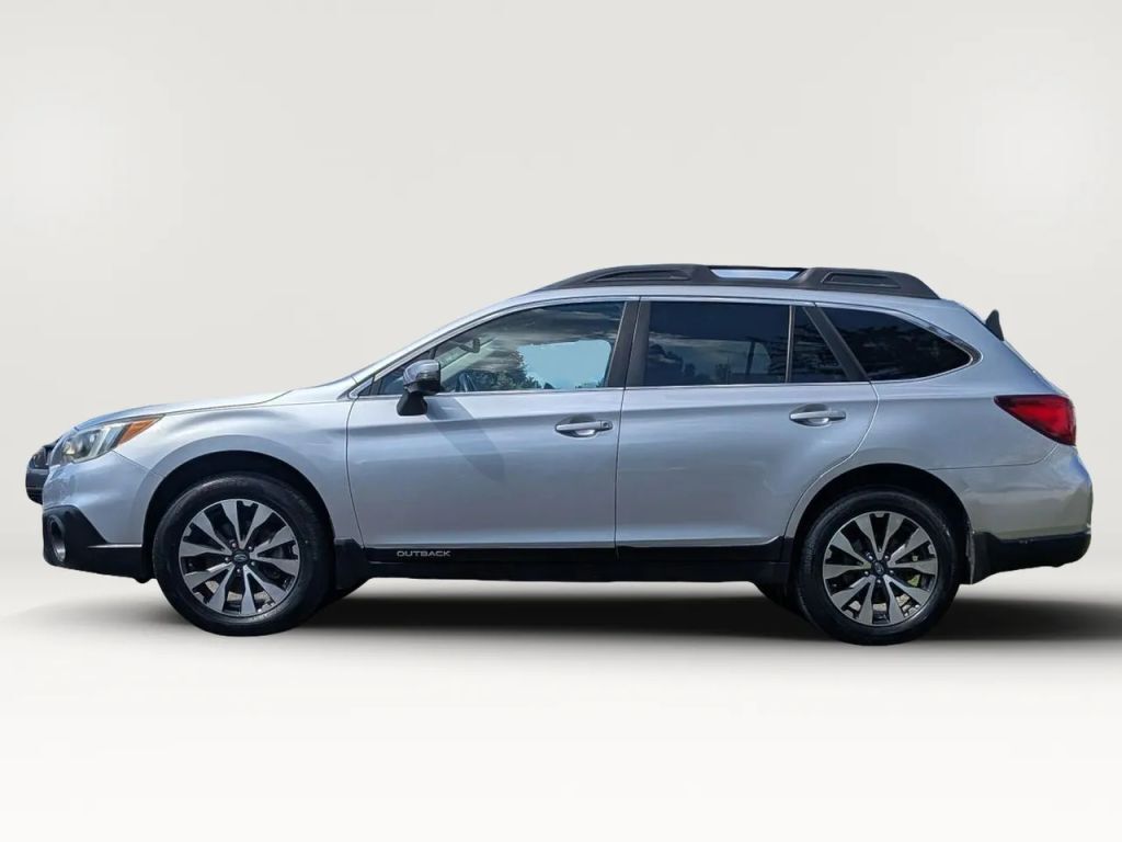 2016 SUBARU Outback