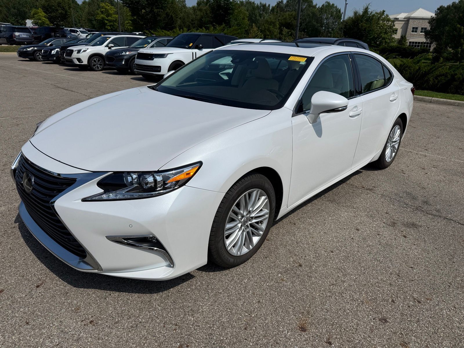 2018 LEXUS ES