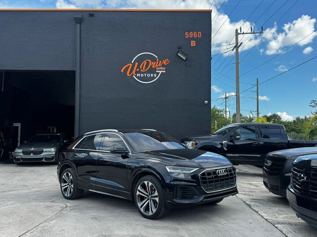 2019 AUDI Q8