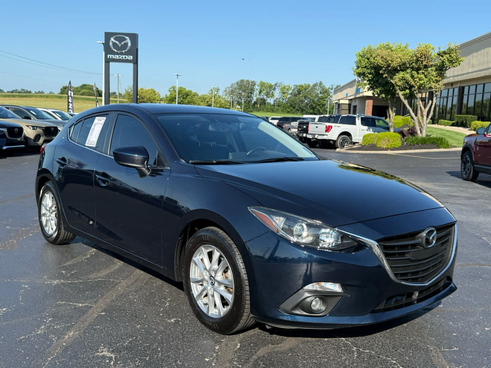 2016 MAZDA Mazda3