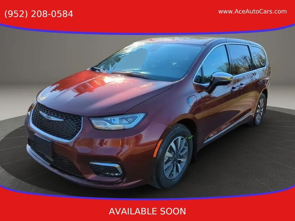 2023 CHRYSLER Pacifica