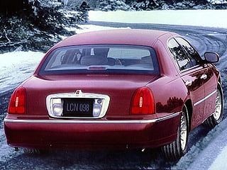 1999 LINCOLN Town Car