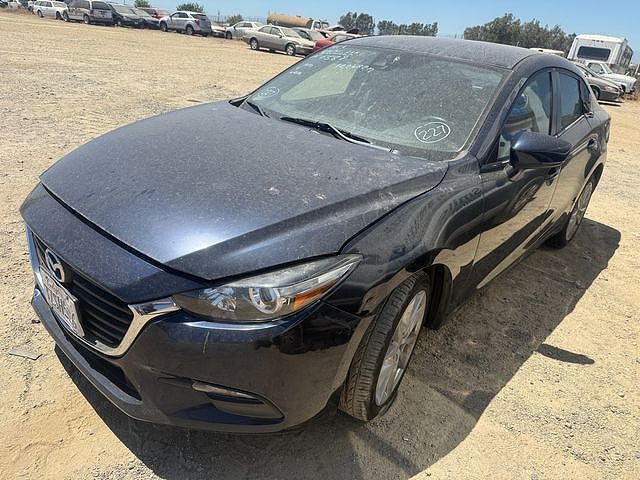 2017 MAZDA Mazda3