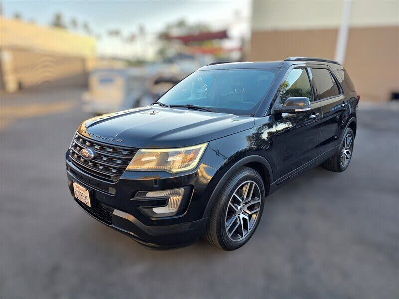 2017 FORD Explorer