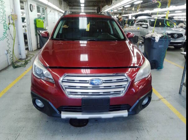 2016 SUBARU Outback