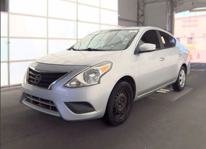 2018 NISSAN Versa