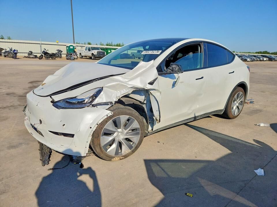 2022 TESLA Model Y