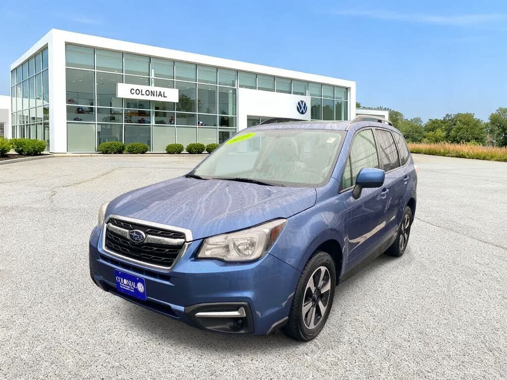 2017 SUBARU Forester