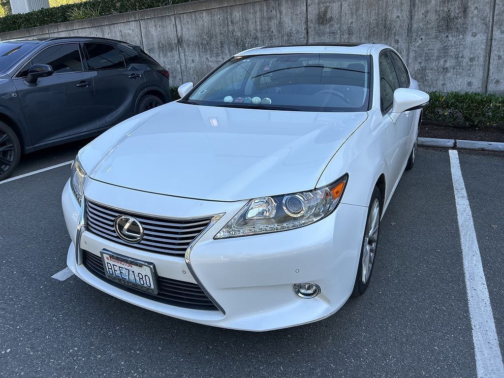 2014 LEXUS ES