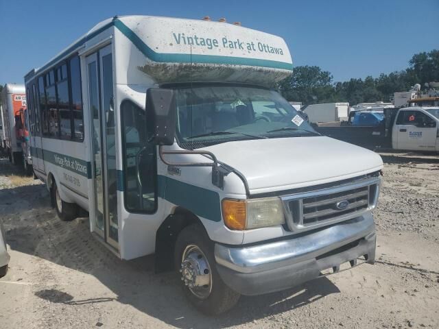 2006 FORD E-350