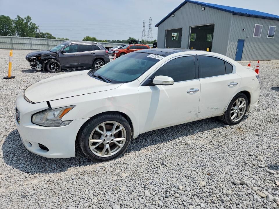 2012 NISSAN Maxima