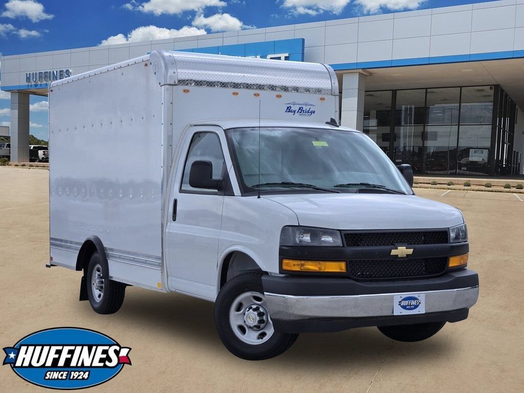 2026 CHEVROLET Express