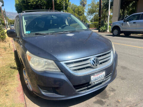 2009 VOLKSWAGEN Routan