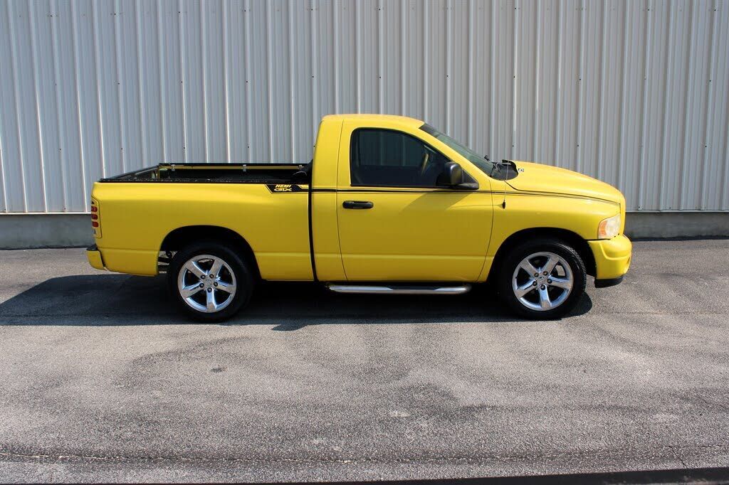 2004 DODGE Ram