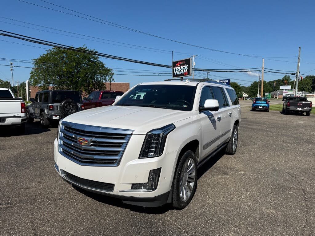 2018 CADILLAC Escalade ESV