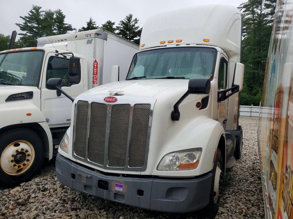 2018 PETERBILT 579